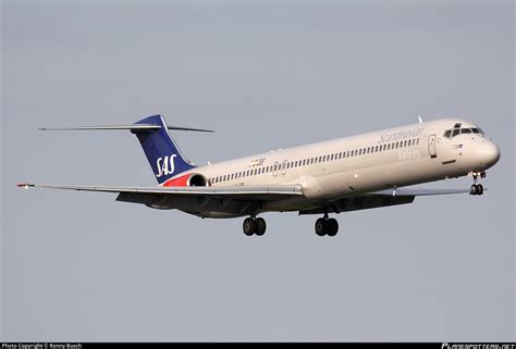 LN RML SAS Scandinavian Airlines McDonnell Douglas MD 82 DC 9 82