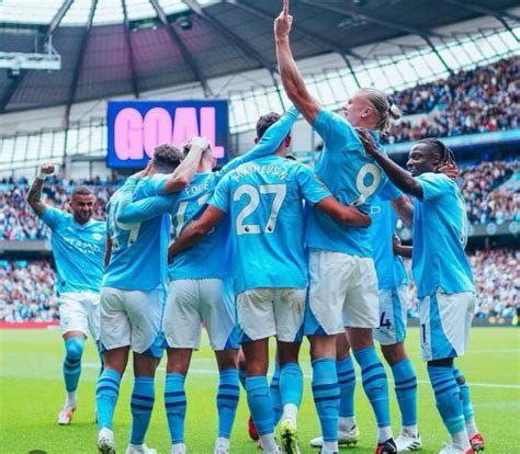 Premier League Un Giocatore Del Manchester City Perde La Testa E