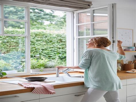 Vorfenster Armatur für Spülen mit Aussicht in der Küche BLANCO