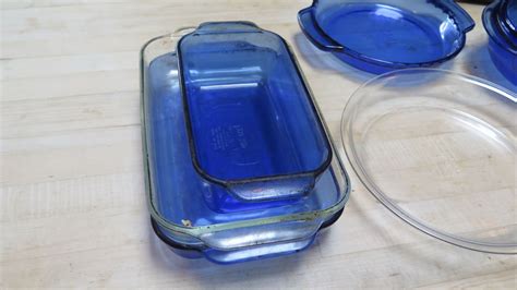 Qty 7 Assorted Glass Bakewarebaking Dishes Blue And Clear