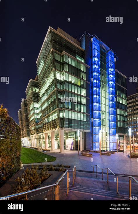 Two Snowhill Birmingham Hi Res Stock Photography And Images Alamy