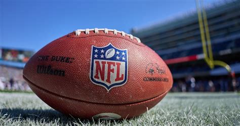 Nfl Week 5 Expert Picks Predictions Moneyline Spread Over Under