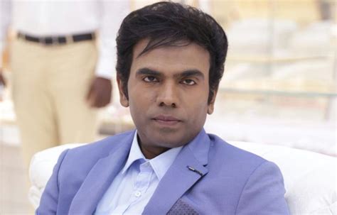 Legend Saravanan Wiki, Biography, Parents, Wife, Age, Family