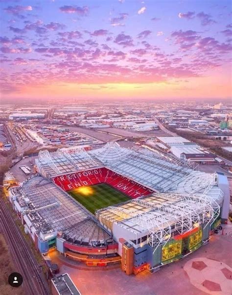 Manchester United Stadium Background Download Wallpapers 4k Old | Images and Photos finder