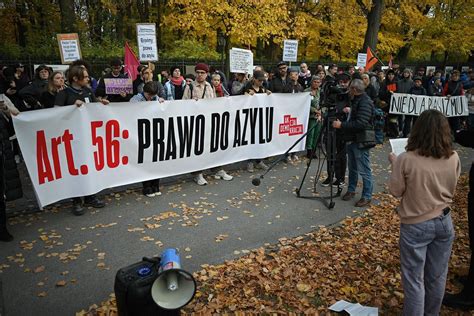 Wielki Marsz Przeszed Ulicami Warszawy Manifestacja Zatrzyma A Si