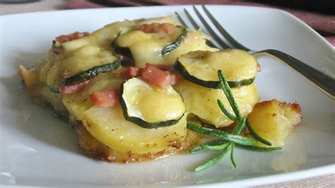 Gratin De Pommes De Terre Aux Courgettes Et Au Fromage