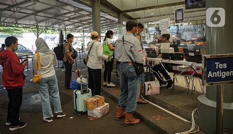 FOTO Stasiun Pasar Senen Sediakan Tes PCR Untuk Calon Penumpang KA