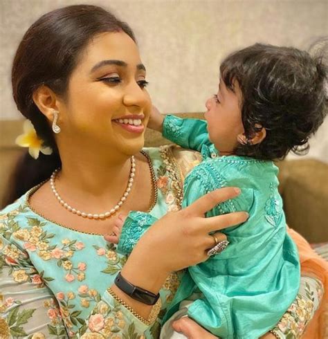 Shreya Ghoshal: Bio, family, net worth