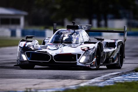 World Premiere In Los Angeles Bmw M Motorsport Unveils The Bmw M