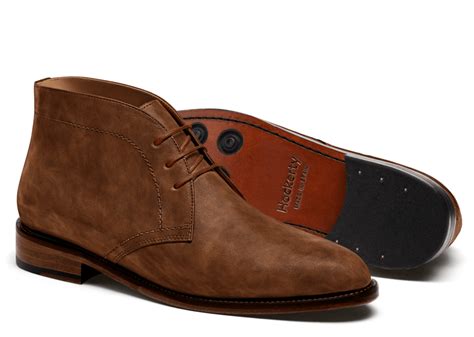 Mens Chukka Boots In Brown Waxed Leather