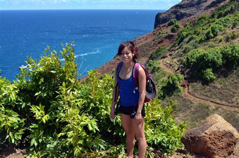 Jes' CrossFit Blog: Hiking the Na Pali Coast: Kalalau Trail