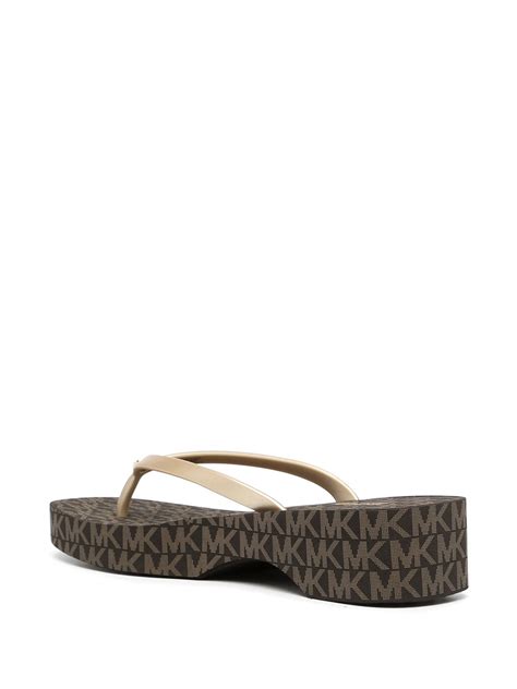 Michael Michael Kors Flip Flops Mit Plateausohle Farfetch