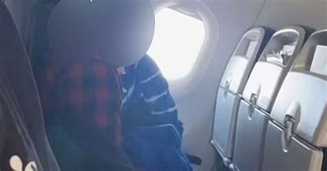Couple Had Sex During Flight In Front Of Passengers World Stock Market
