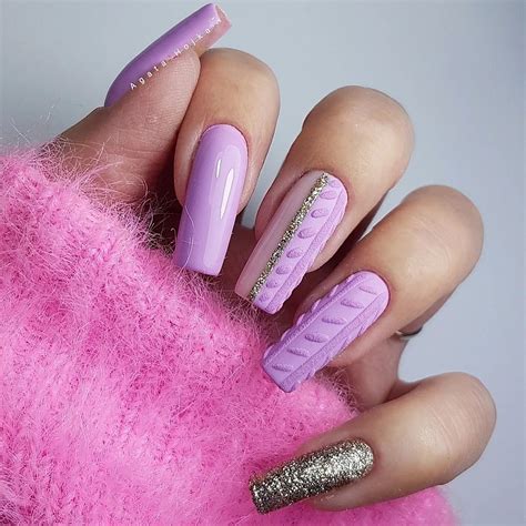 44 Amazing Glitter Nails For Fun Loving Women Hairstyle