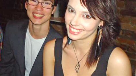 Woman 22 Scarred For Life After Spilling Hot Oil While Cooking Romantic Valentine S Day Meal