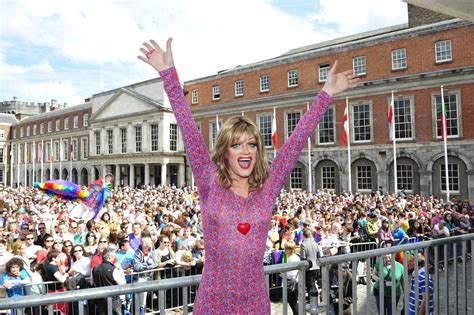 Matrimonio gay es una derrota para la humanidad según secretario de Estado del Vaticano La