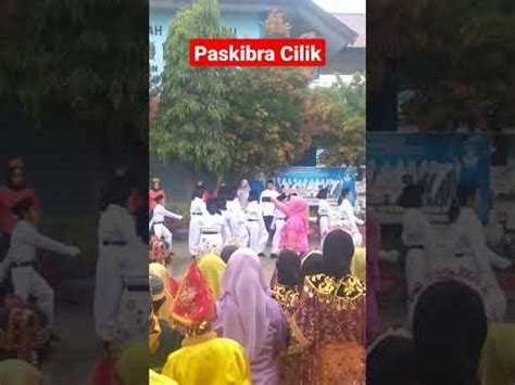 WALAU HUJAN ANAK2 TAK GENTAR KIBARKAN MERAH PUTIH Sumpahpemuda Sdn15