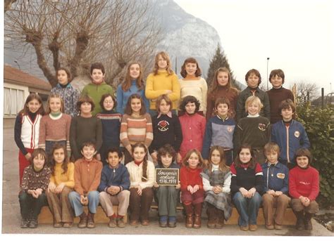 Photo De Classe Cm2 1976 1977 De 1977 Ecole Pont De Vence Saint