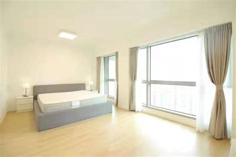 4BR Shanghai One Park Avenue apartment for rent near Jing an temple for house rental