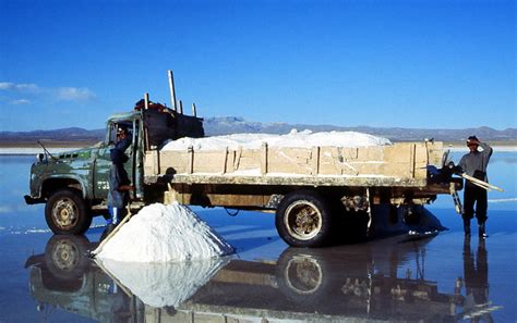 Camion De Sel Sur Le Salar De Uyuni Bolivie A Photo On Flickriver