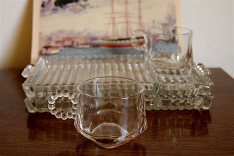 Vintage Glass Serving Trays And Cups Set Of 4 1960s Anchor Etsy