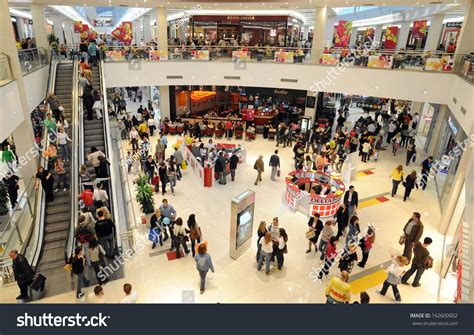 Belgrade Serbia Circa November 2008 People Stock Photo 162600002 ...