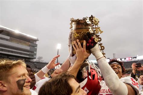 College football rivalries: 45 Greatest matchups of all time - Page 14