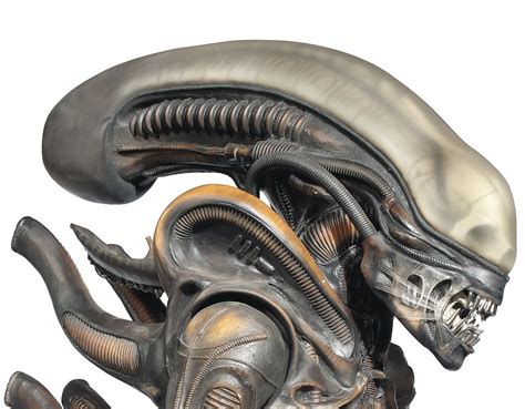 H. R. Giger Alien (1) | Giger alien, Alien artwork, Alien creatures