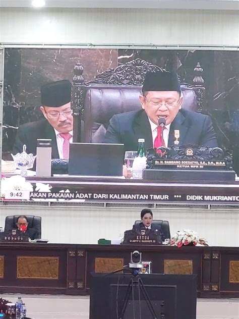 DPRD Minahasa Gelar Rapat Paripurna Mendengarkan Pidato Presiden Pada