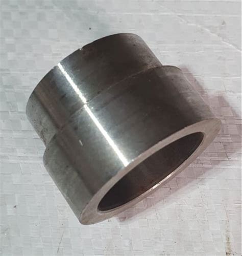 Round Circular Flange Ss Pressure Bush Material Grade Size