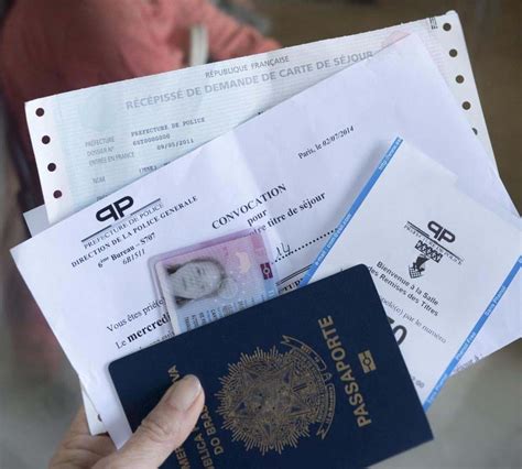 france etranger deja titulaire dun titre de sejour