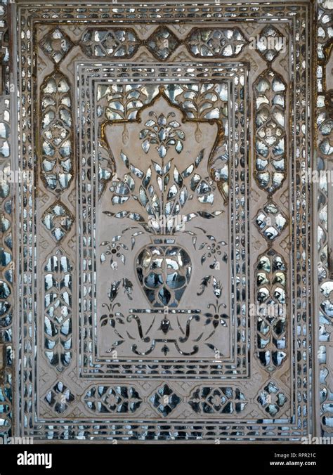 Details of mirror artwork at fort, Sheesh Mahal (Mirror Palace), Amber ...