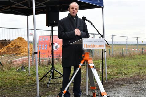 Wiesbadenaktuell Startschuss F R Den Neubau Der Feuer Und