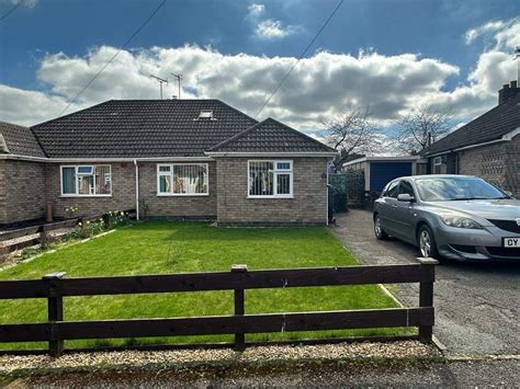 Digby Drive Oakham 2 Bed Semi Detached Bungalow For Sale £295000