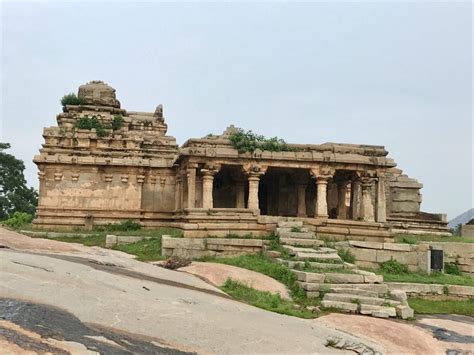 Hampi Archeological Ruins | The Brain Chamber