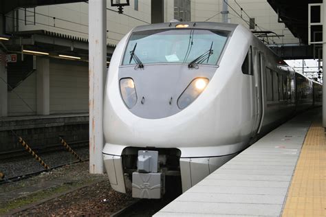 Jr特急サンダーバード号（大阪～金沢｜停車駅、座席、車窓ほか）