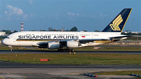 V Sky Singapore Airlines Airbus A