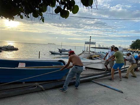 Pescadores de Veracruz afectados por frentes fríos que ingresan