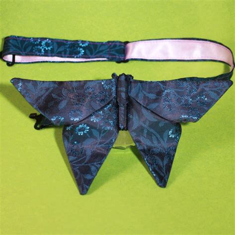 Origami Butterfly Bow Tie : r/sewing