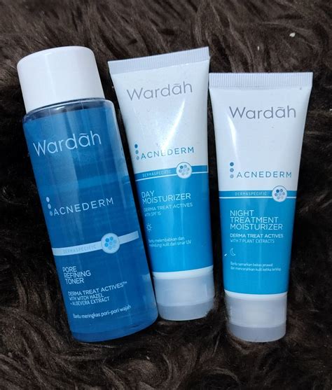 WARDAH Acnederm Skincare Toner Day Moisturizer Night Moisturizer