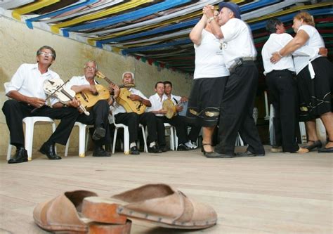 As danças típicas que embalam os paranaenses
