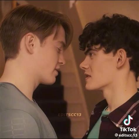 Pin On Nick And Charlie Cute Gay Couples Alice Book Cute Gay