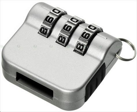 Кодовый замок для флэшки.