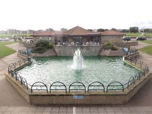 Cafe And Fountain South Shields © Graham Robson Cc By Sa20