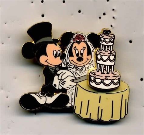 DISNEY MICKEY MINNIE MOUSE BRIDE GROOM WEDDING CAKE PIN Disney