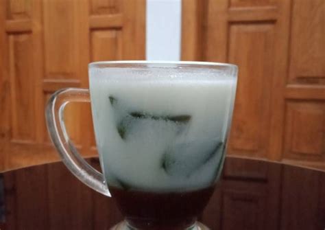 Resep Es Cincau Hijau Oleh Eunike Kartini Cookpad