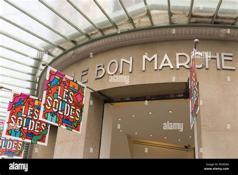 Bon Marche Paris Hi Res Stock Photography And Images Alamy