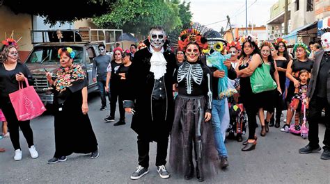 Brillan Calles De Temixco Con Desfile De Catrinas Noticias Diario