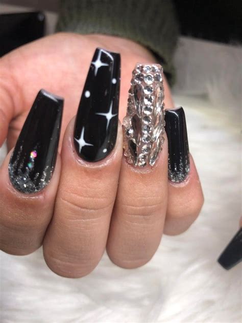 Nye Nails Trend New Years Nail Designs New Years Eve Nails Nude Nail Designs