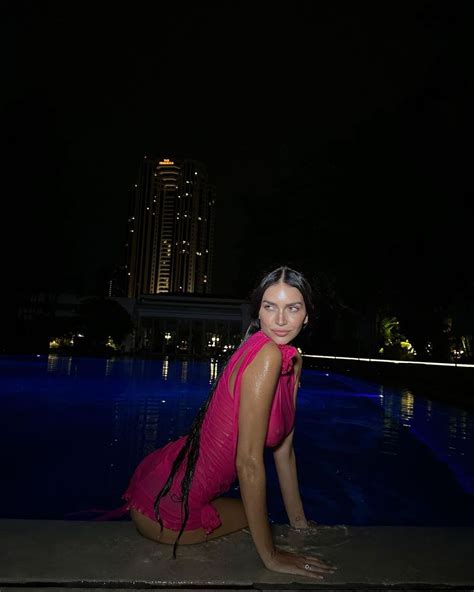 Las fotos hot de Zaira Nara que provocaron la inesperada reacción de Mauro Icardi